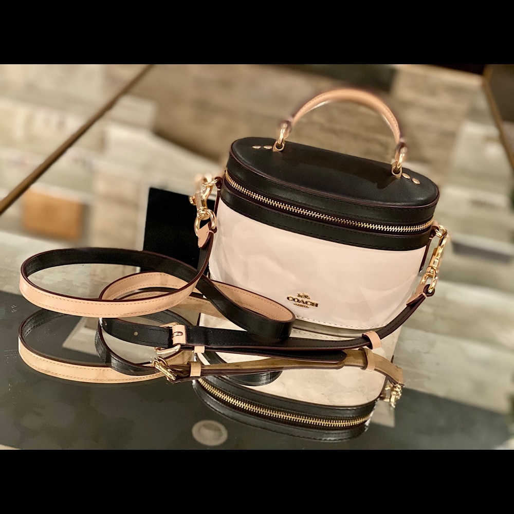 Coach Bucket Bag